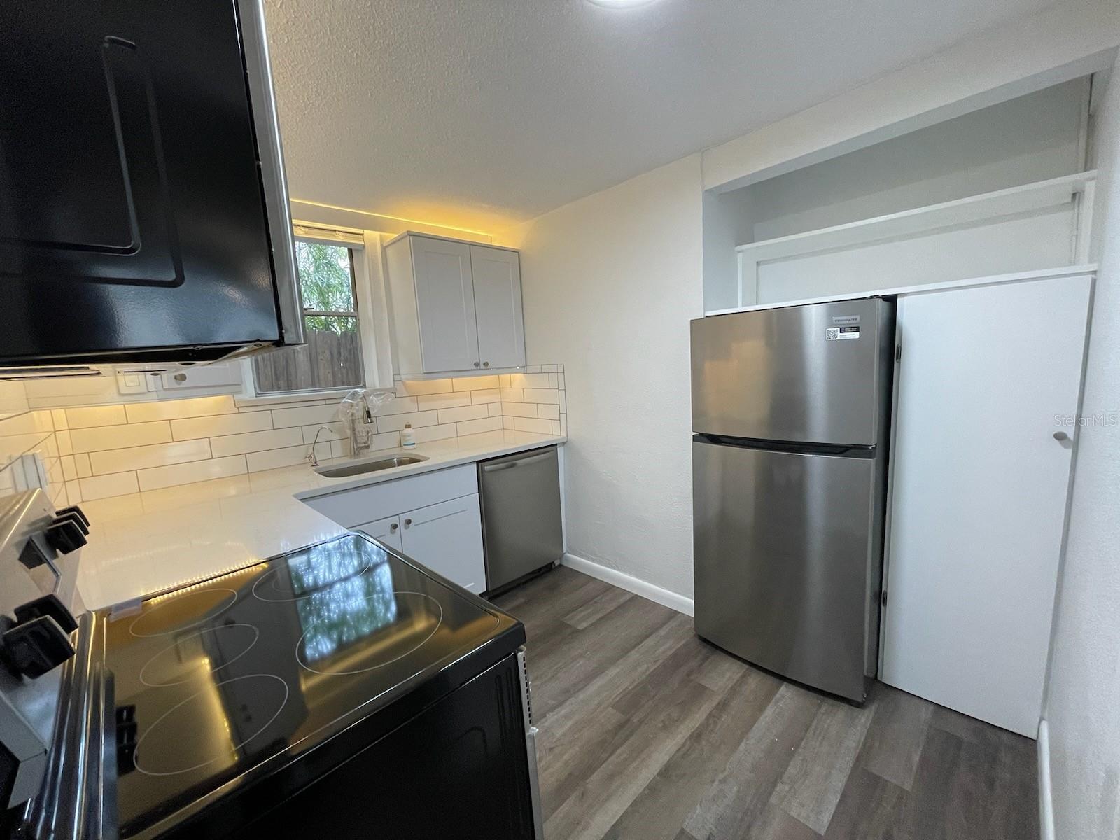 Image 16 of 38 For 2624 12th Street N 3