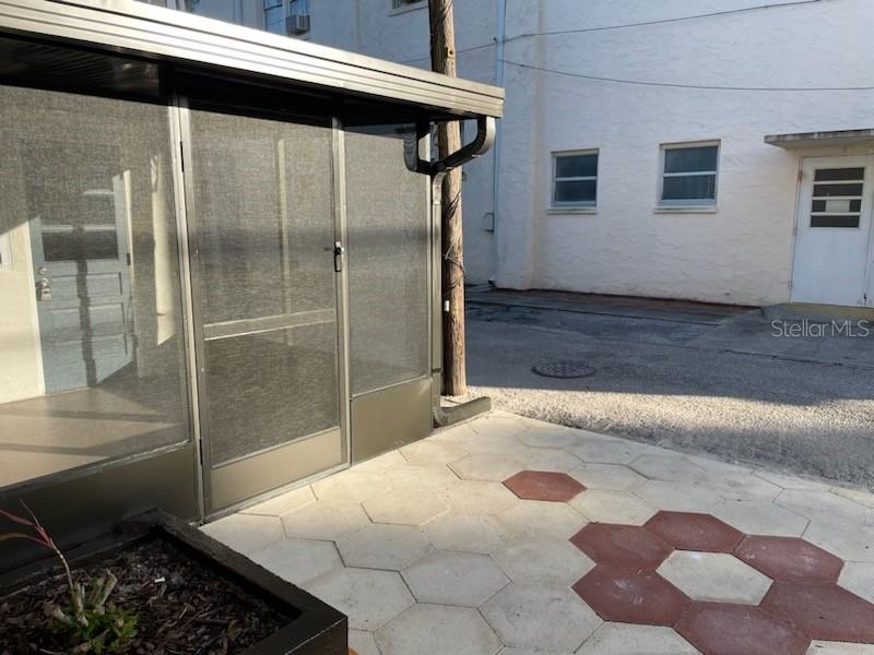 Image 23 of 38 For 2624 12th Street N 3