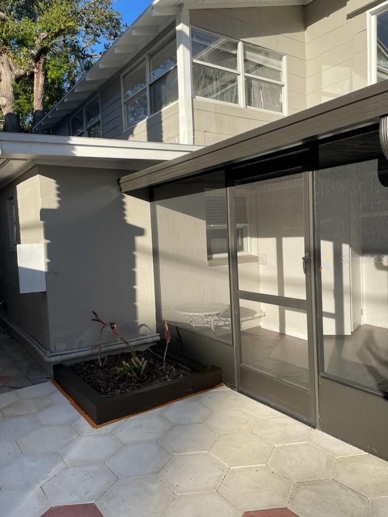 Image 25 of 38 For 2624 12th Street N 3