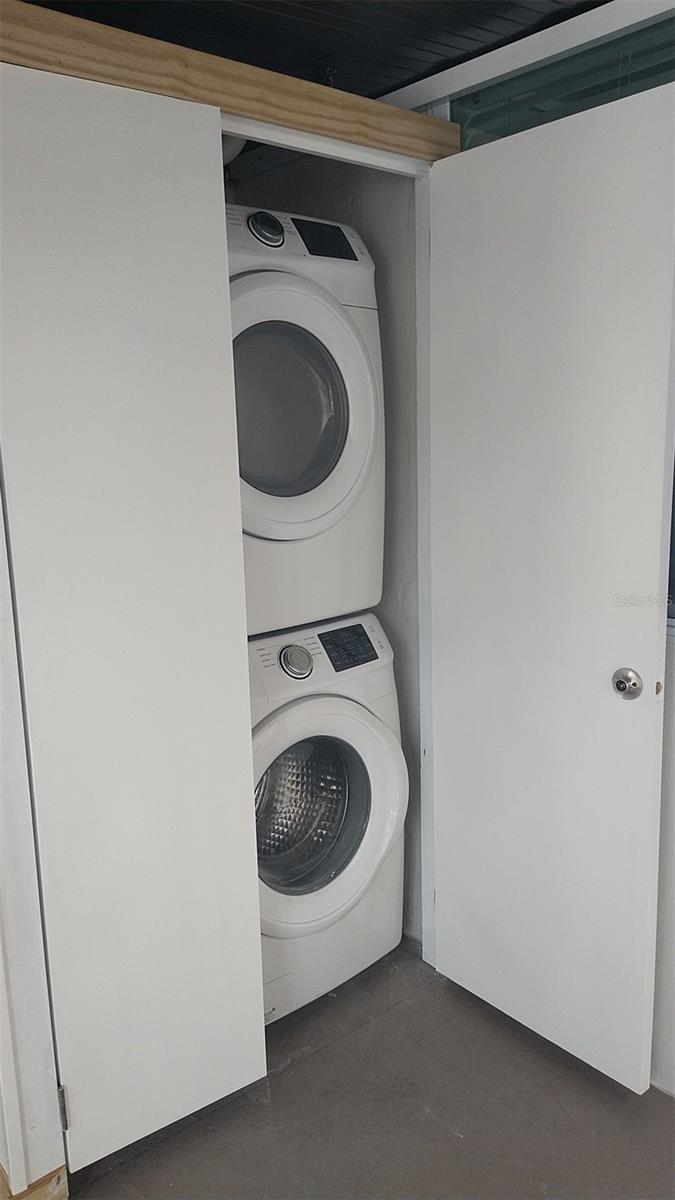 Image 4 of 38 For 2624 12th Street N 3