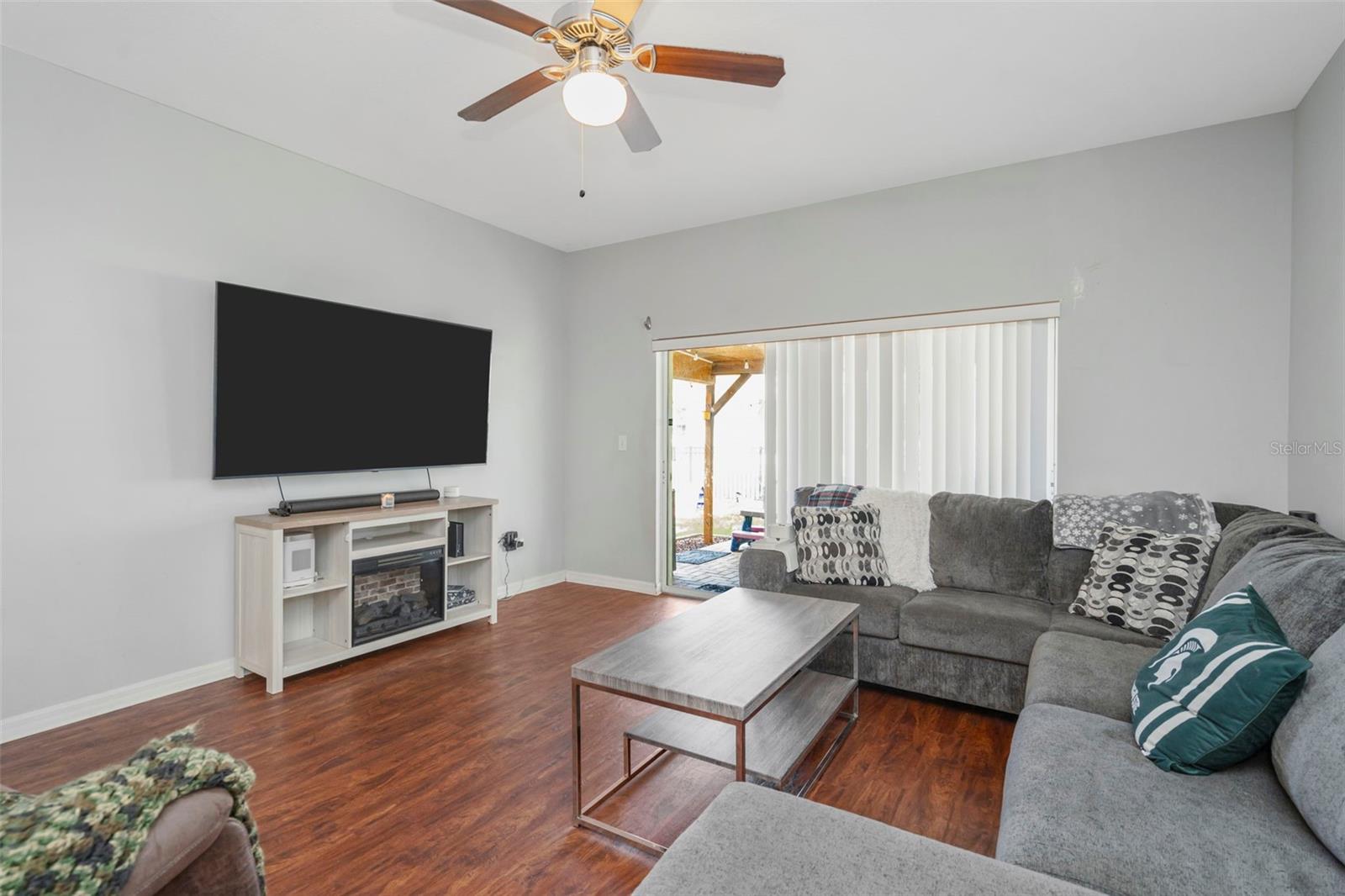 Image 8 of 43 For 6245 Desert Peace Avenue