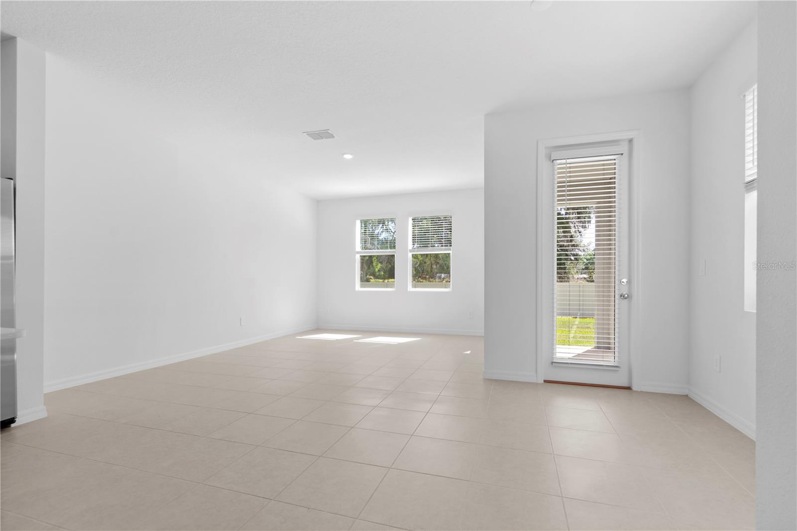 Image 15 of 49 For 3396 Lapis Lake Drive