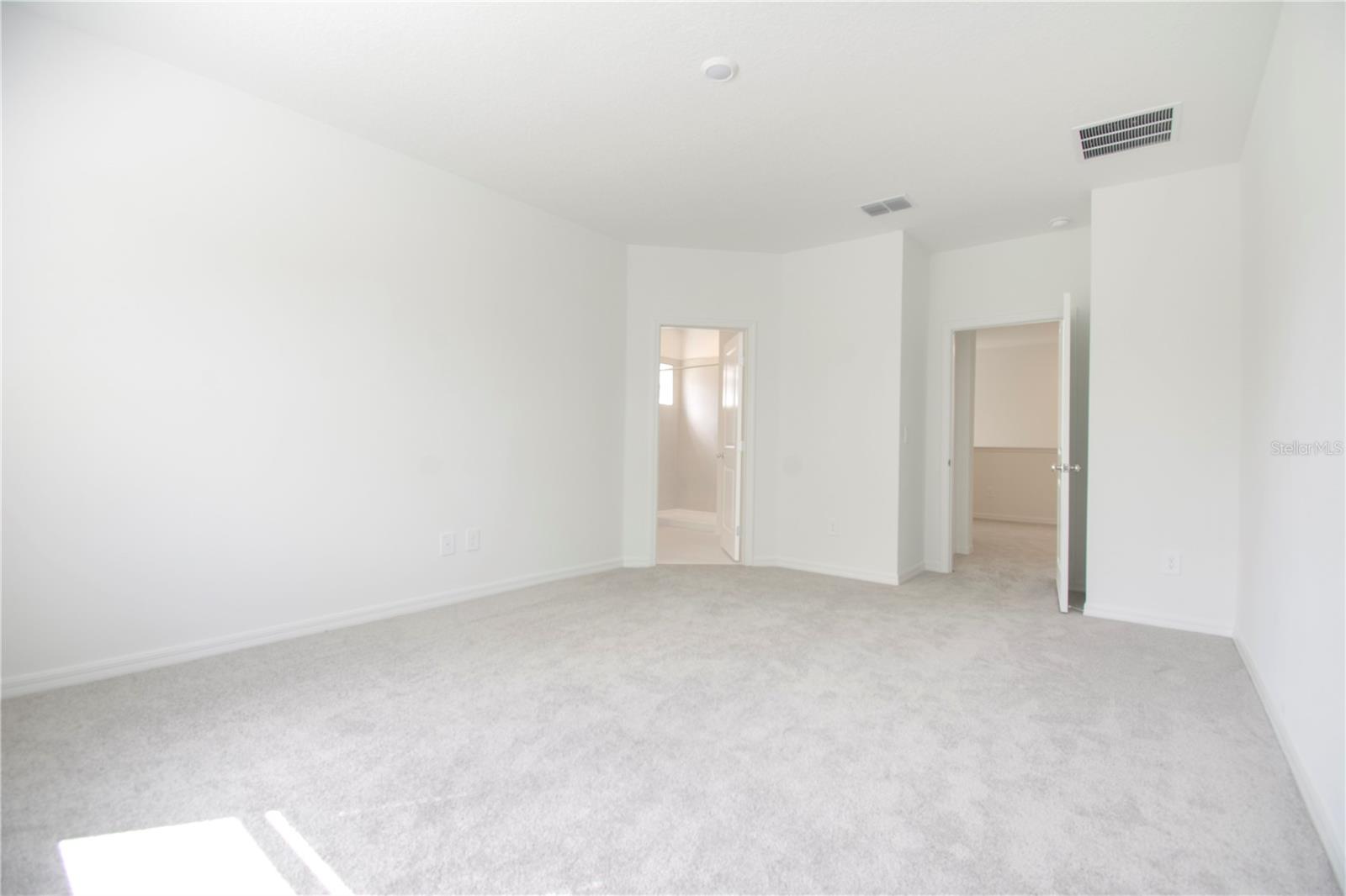 Image 21 of 49 For 3396 Lapis Lake Drive