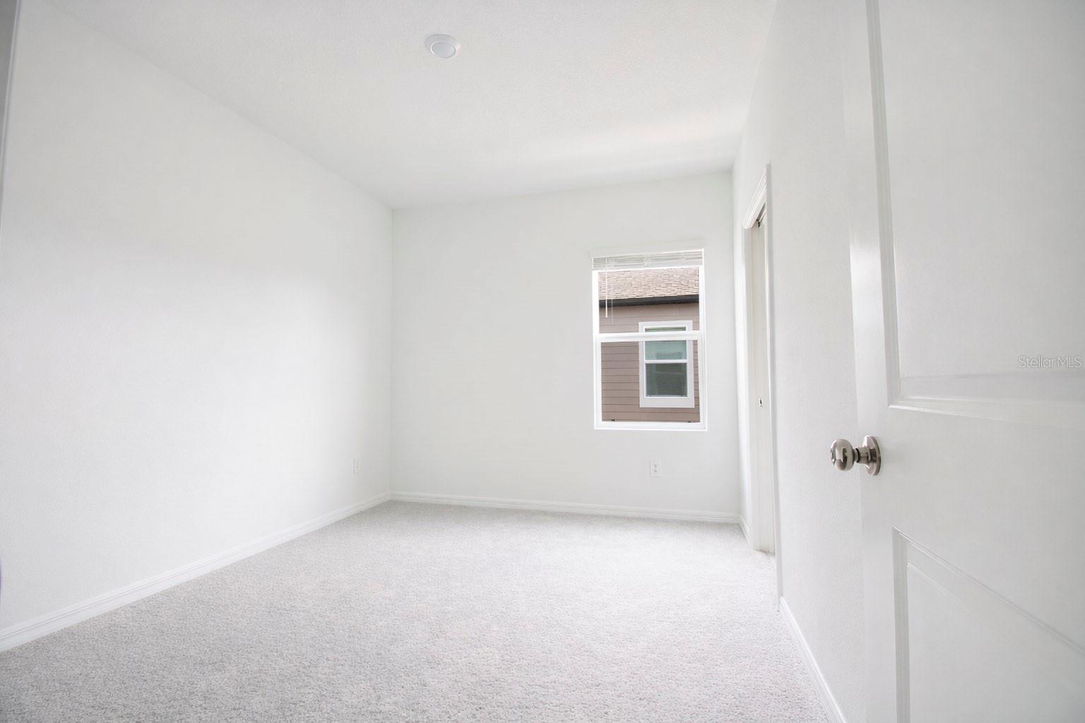 Image 26 of 49 For 3396 Lapis Lake Drive