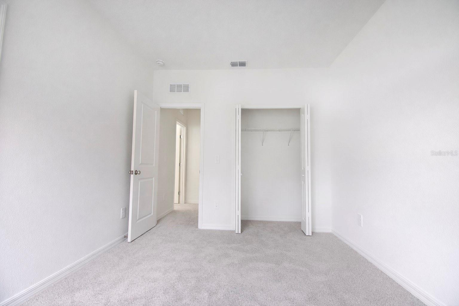 Image 27 of 49 For 3396 Lapis Lake Drive