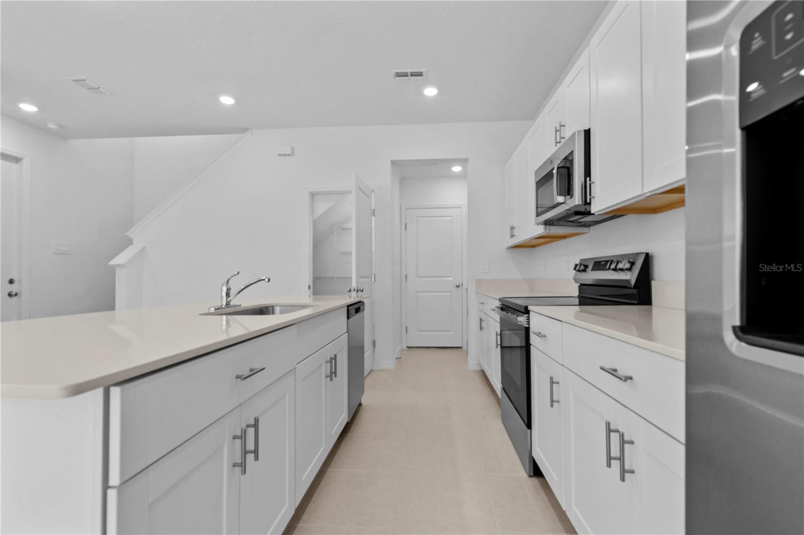 Image 6 of 49 For 3396 Lapis Lake Drive