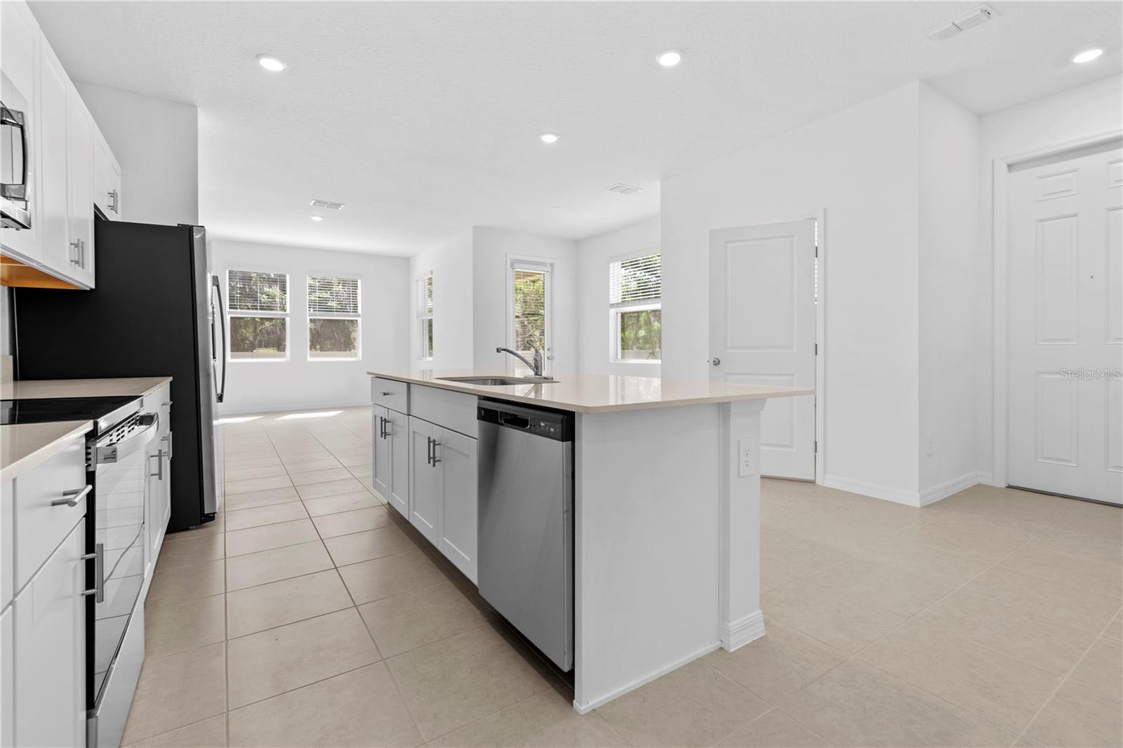 Image 7 of 49 For 3396 Lapis Lake Drive