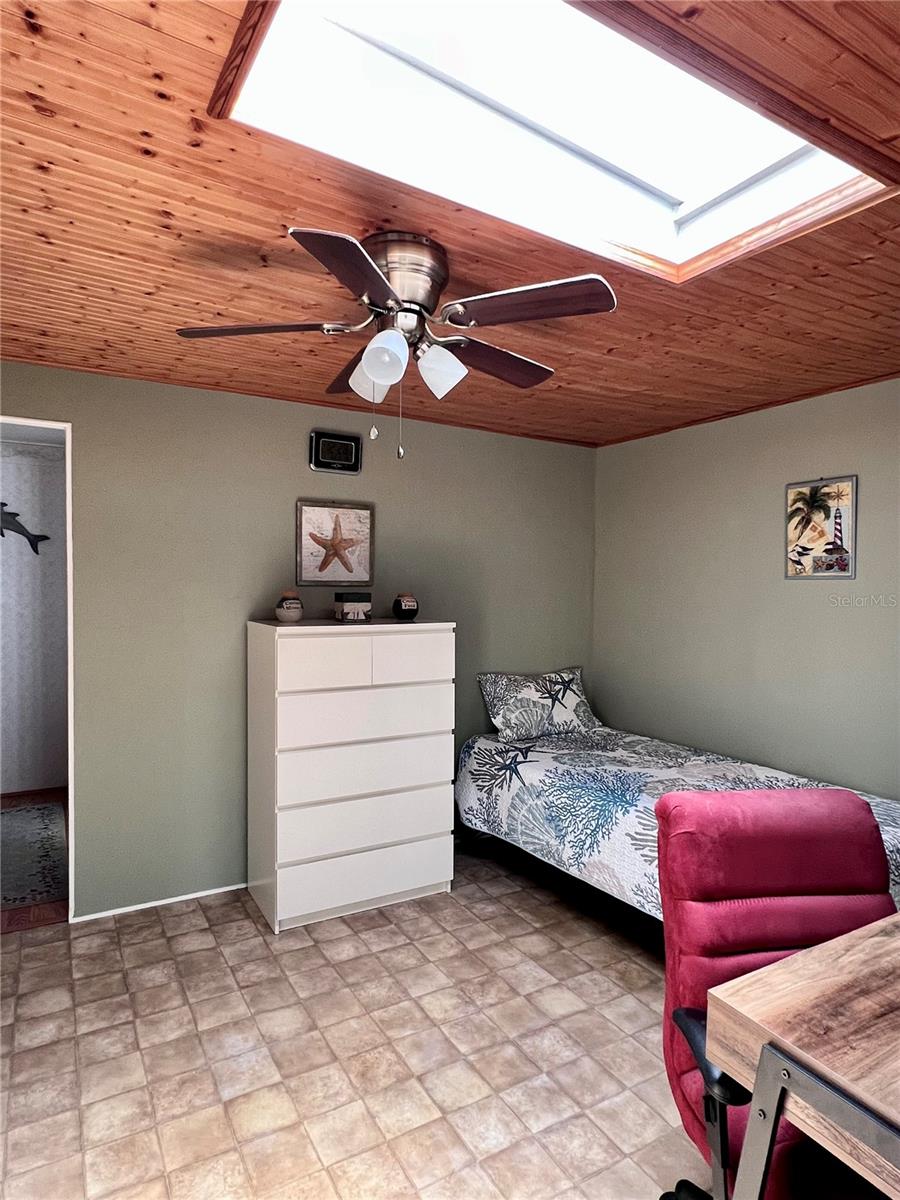 Image 34 of 78 For 1100 Belcher Road S 260