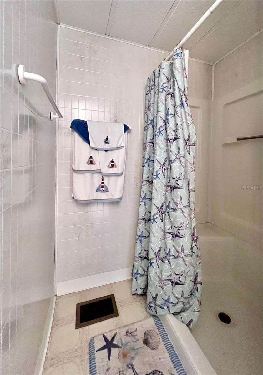 Image 43 of 78 For 1100 Belcher Road S 260