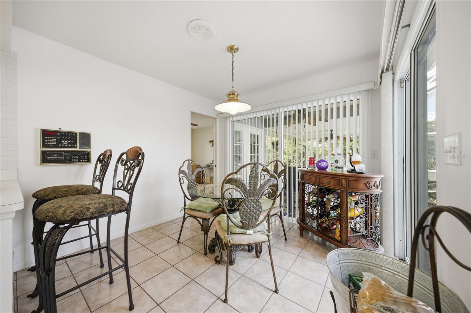 Image 11 of 29 For 13640 Morning Court