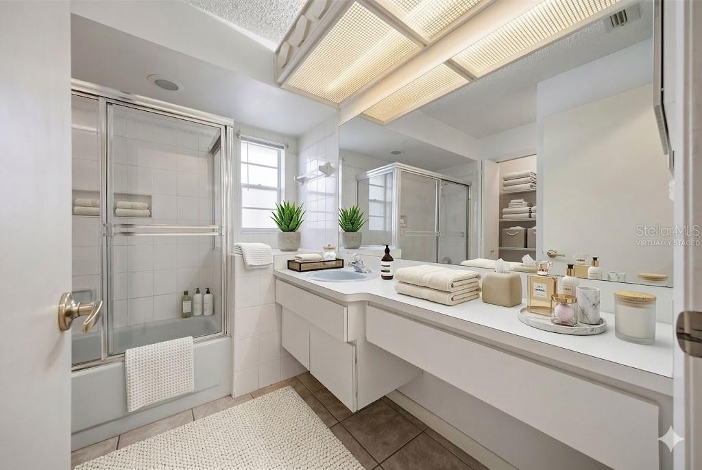 Image 19 of 29 For 13640 Morning Court