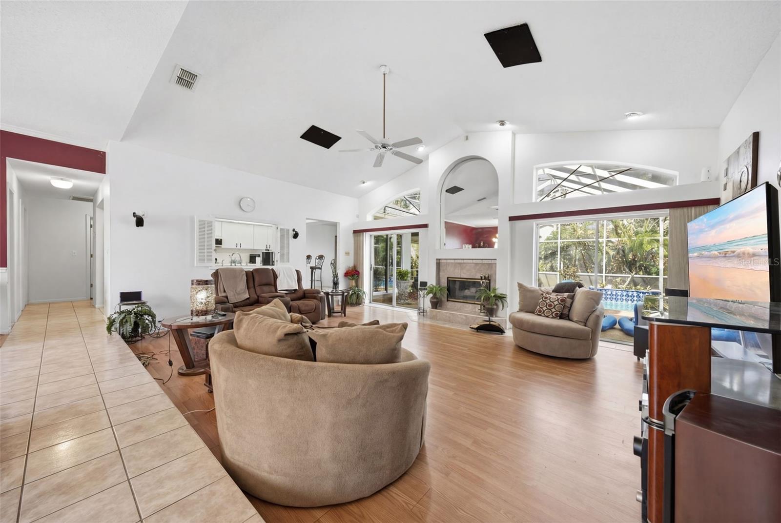 Image 6 of 29 For 13640 Morning Court