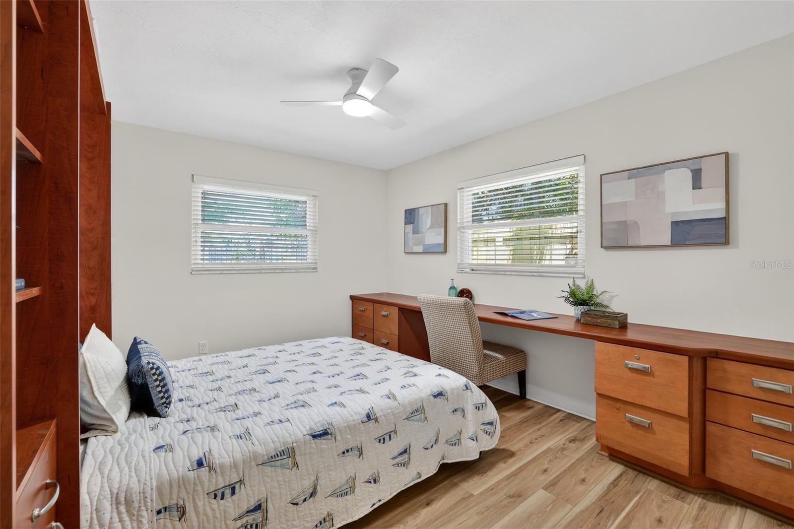 Image 29 of 37 For 1200 Eden Isle Boulevard Ne