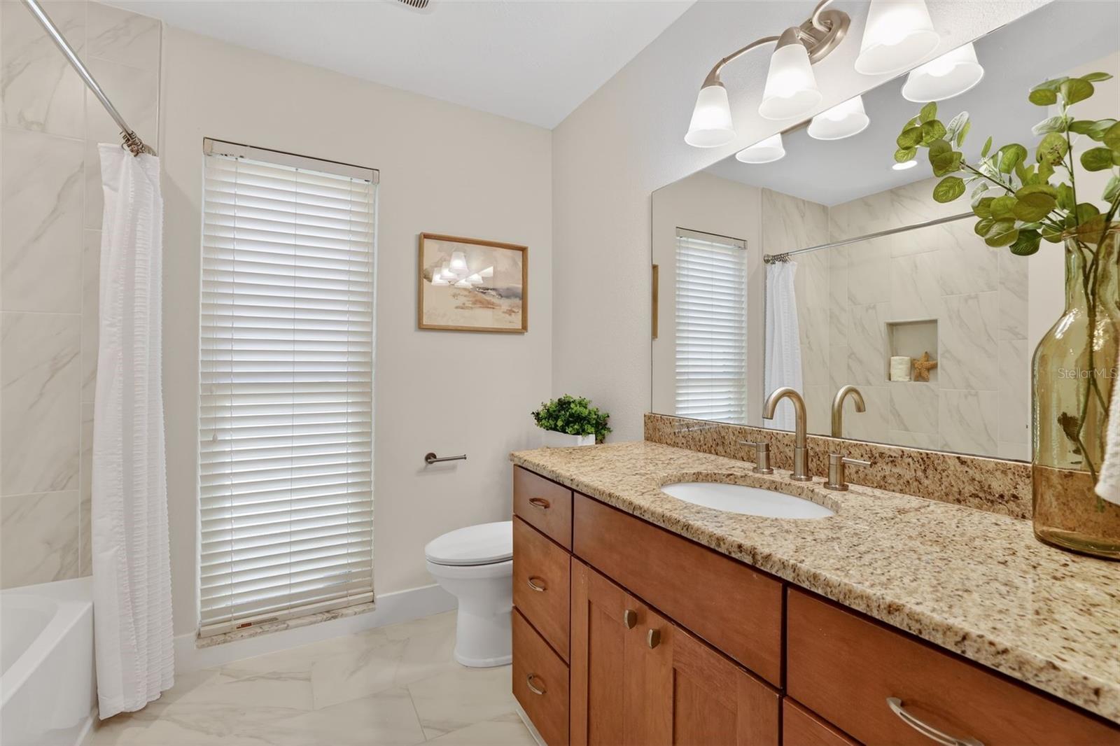 Image 33 of 37 For 1200 Eden Isle Boulevard Ne