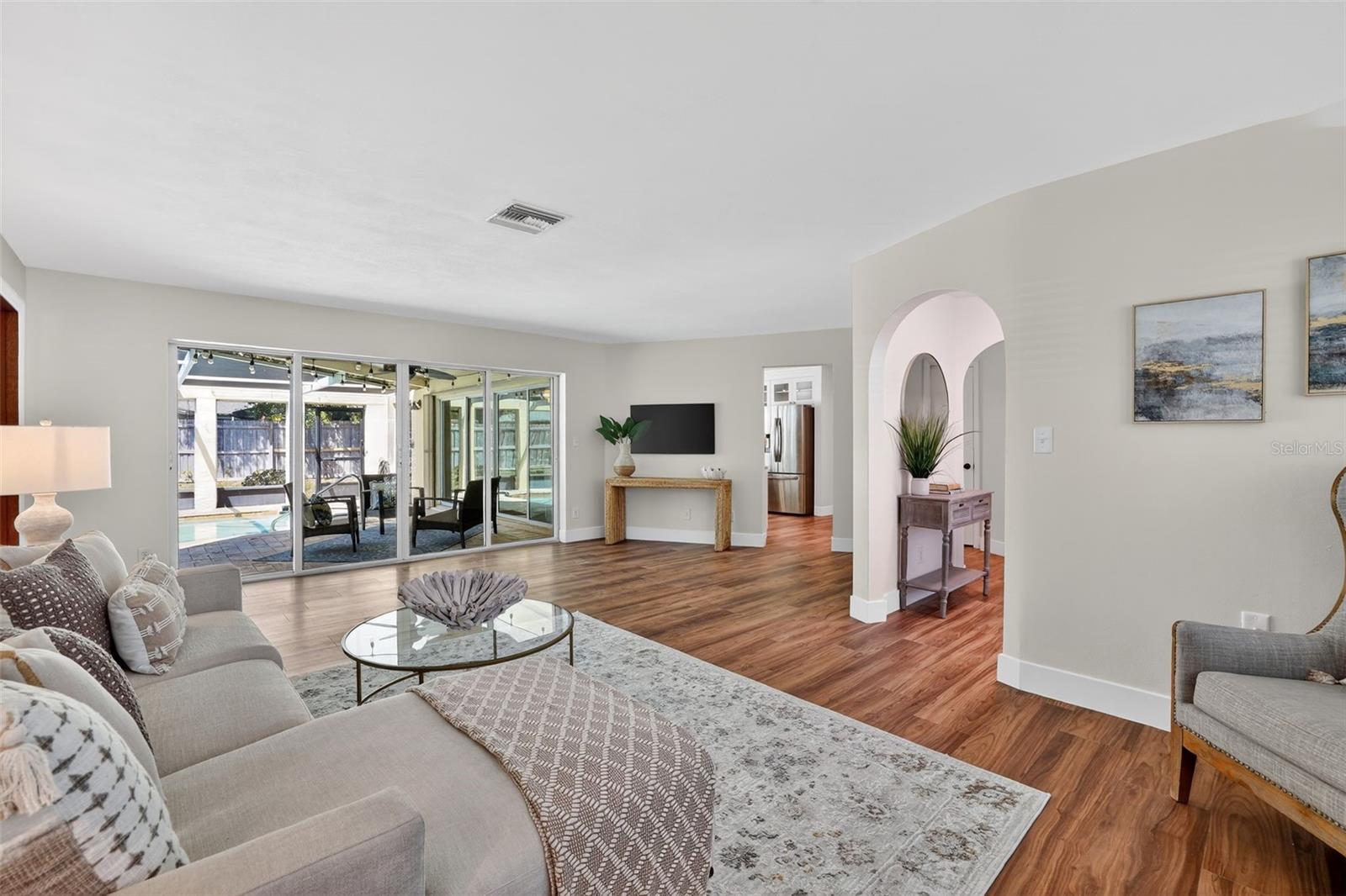 Image 7 of 37 For 1200 Eden Isle Boulevard Ne