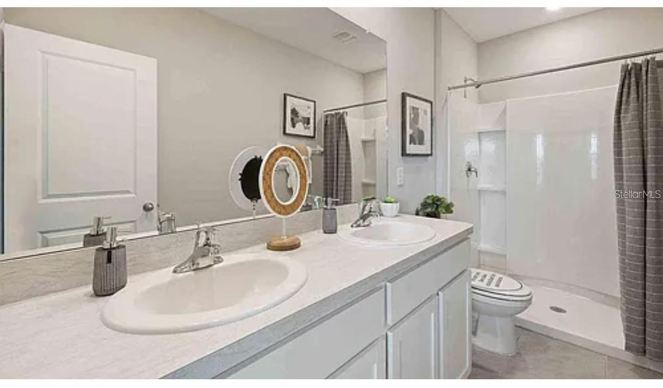 Image 19 of 63 For 1615 Hubbell Road