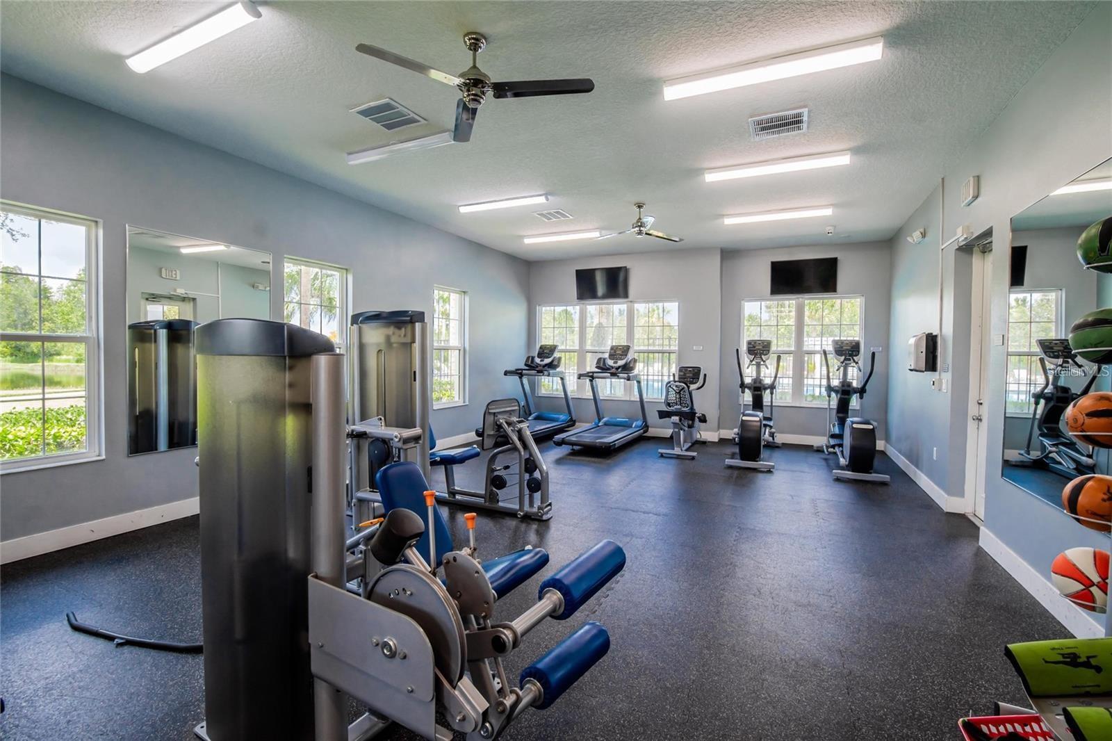 Image 35 of 63 For 1615 Hubbell Road