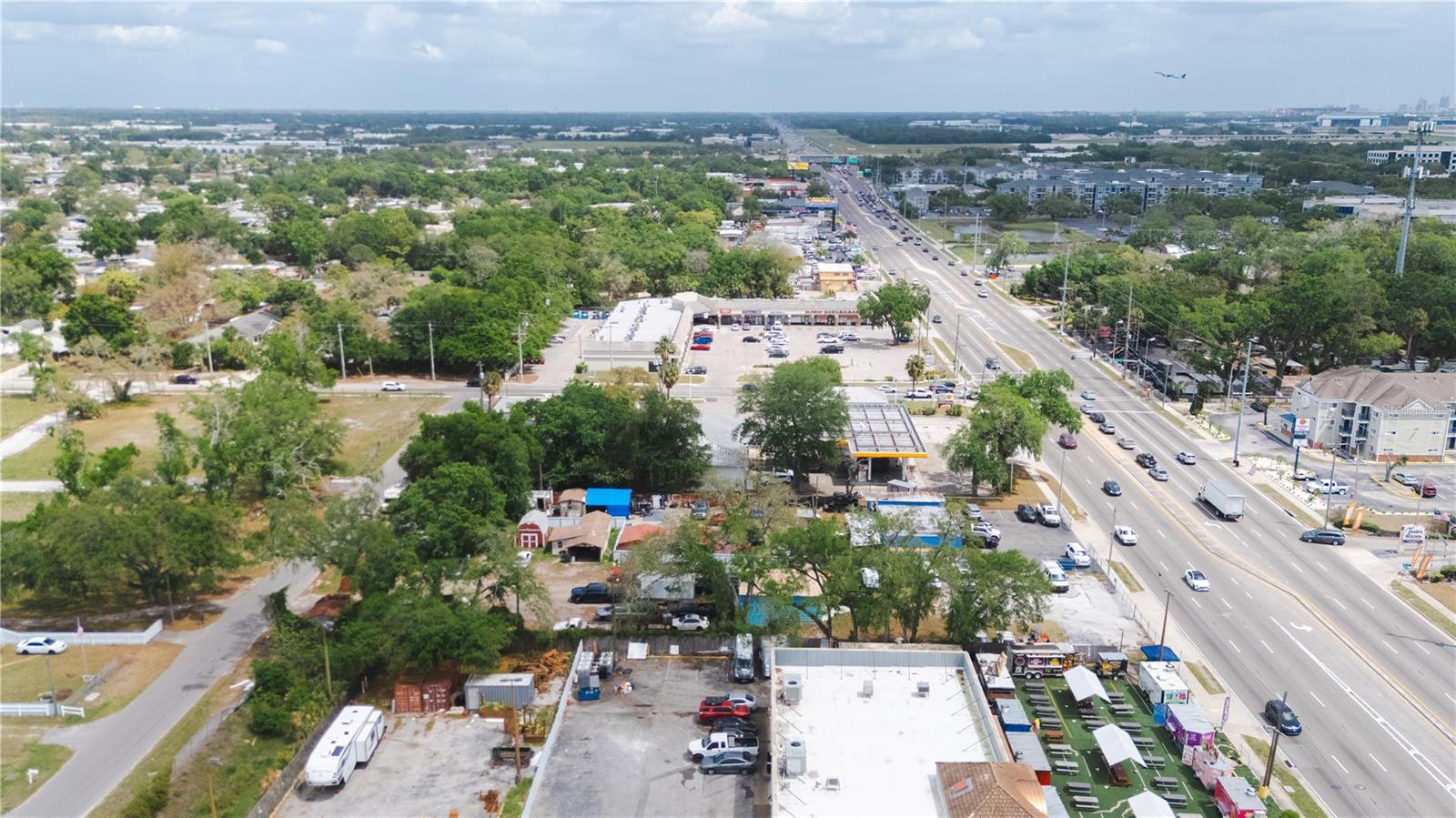 Image 5 of 8 For 6923 Hillsborough Avenue