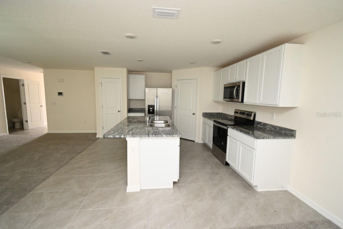 Image 7 of 28 For 36698 Spanish Rose Drive