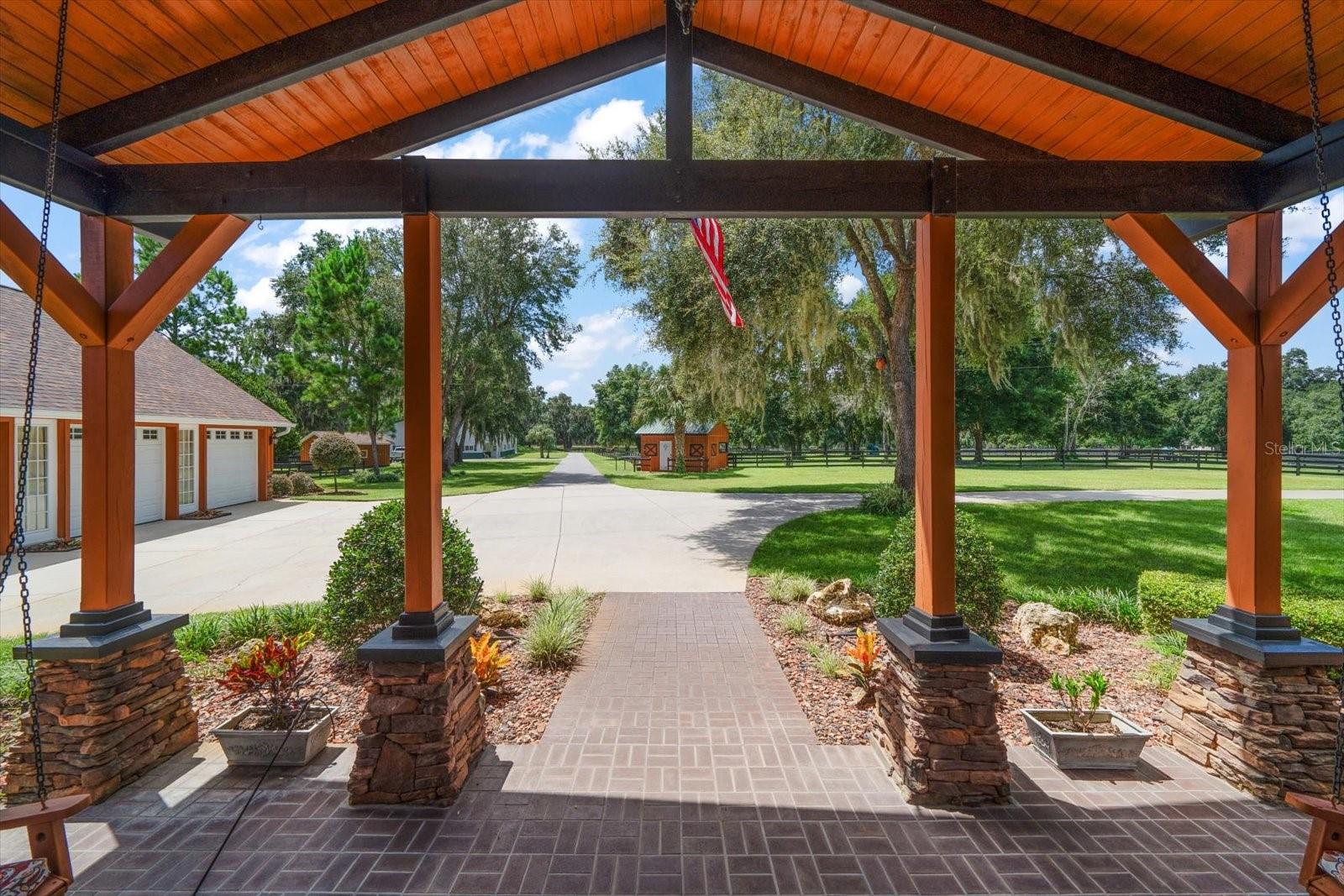 Listing photo id 0 for 7650 Whippoorwill Terrace