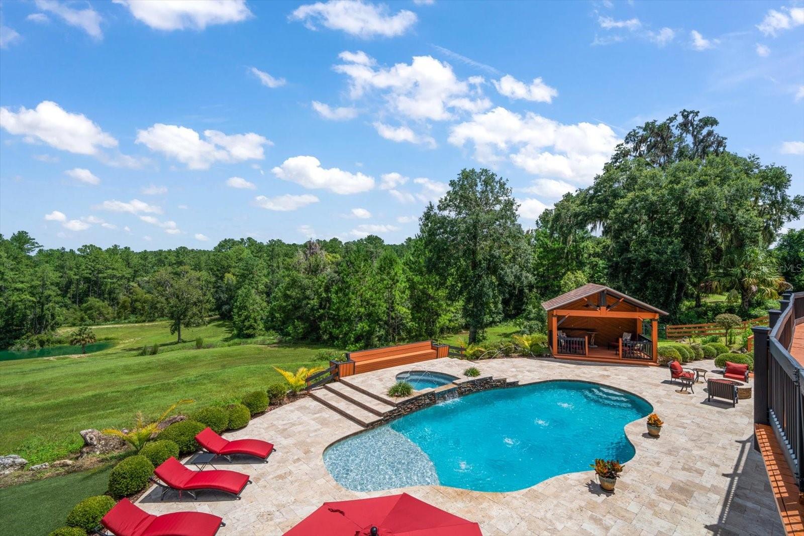 Listing photo id 35 for 7650 Whippoorwill Terrace