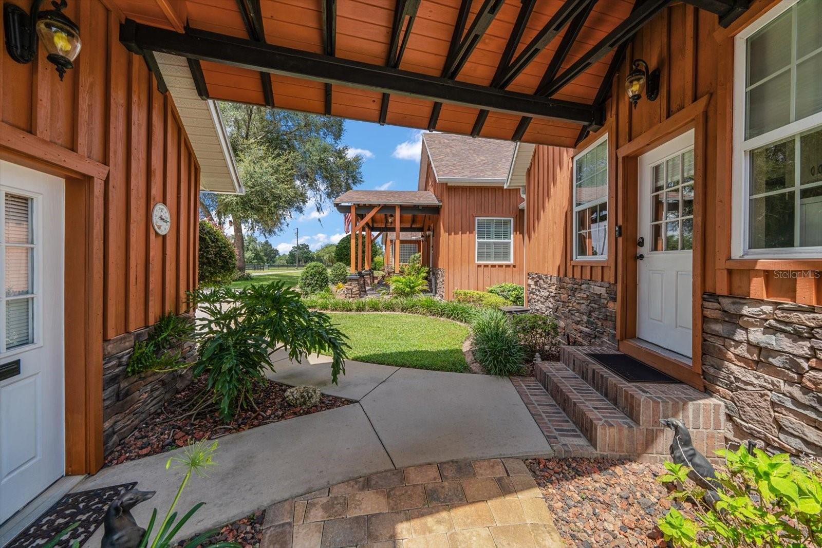 Listing photo id 40 for 7650 Whippoorwill Terrace