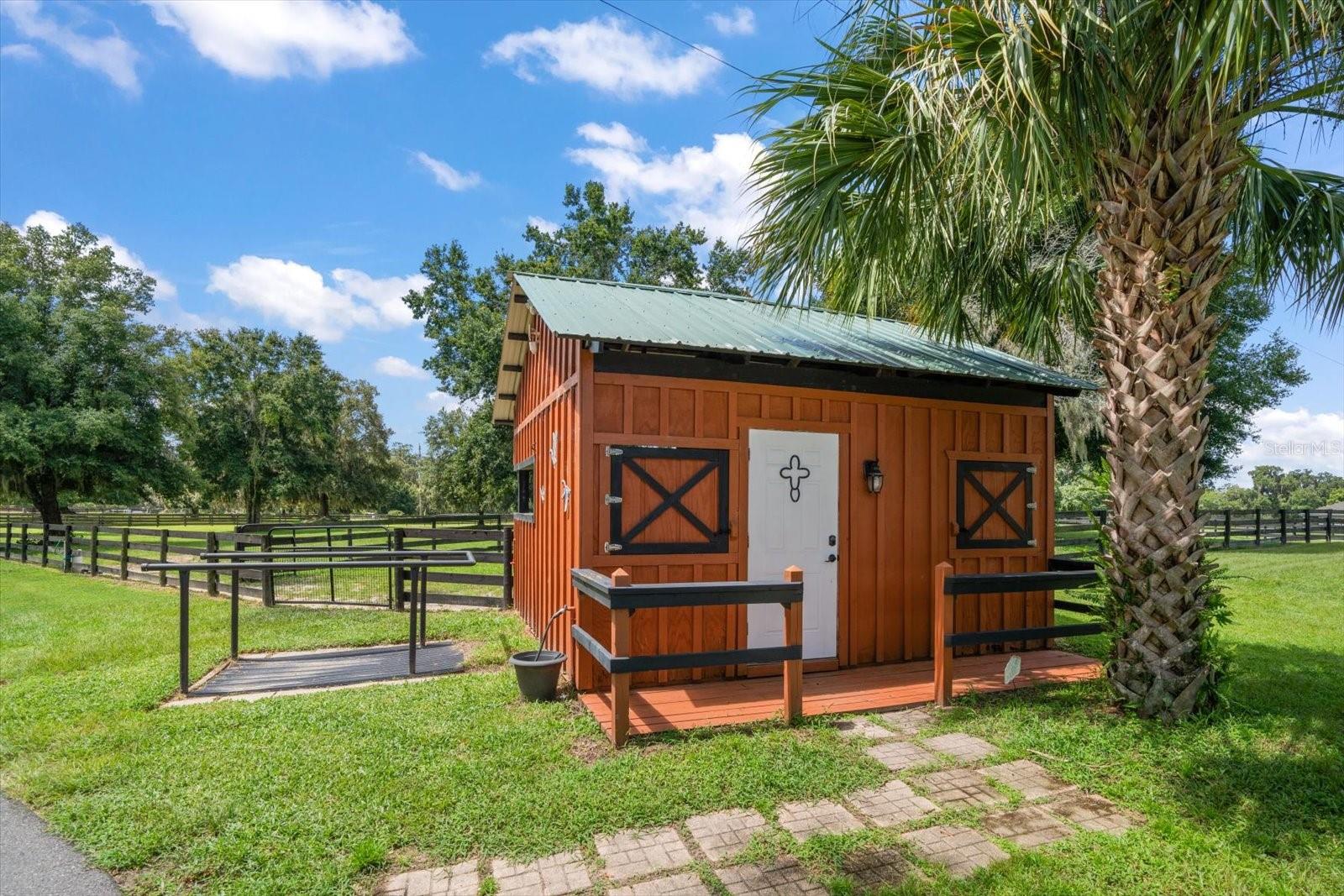 Listing photo id 42 for 7650 Whippoorwill Terrace