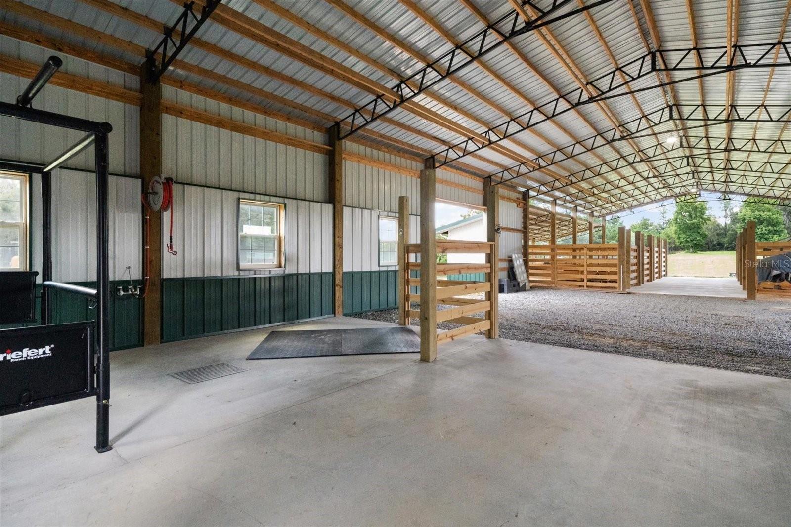 Listing photo id 55 for 7650 Whippoorwill Terrace