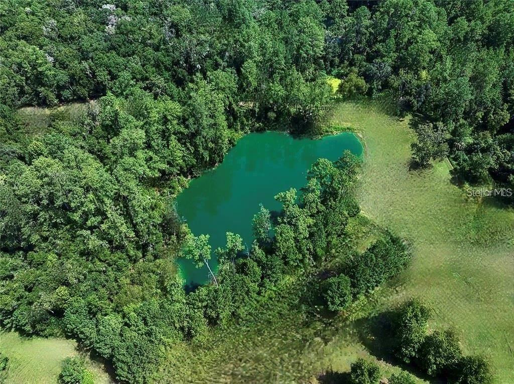 Listing photo id 67 for 7650 Whippoorwill Terrace