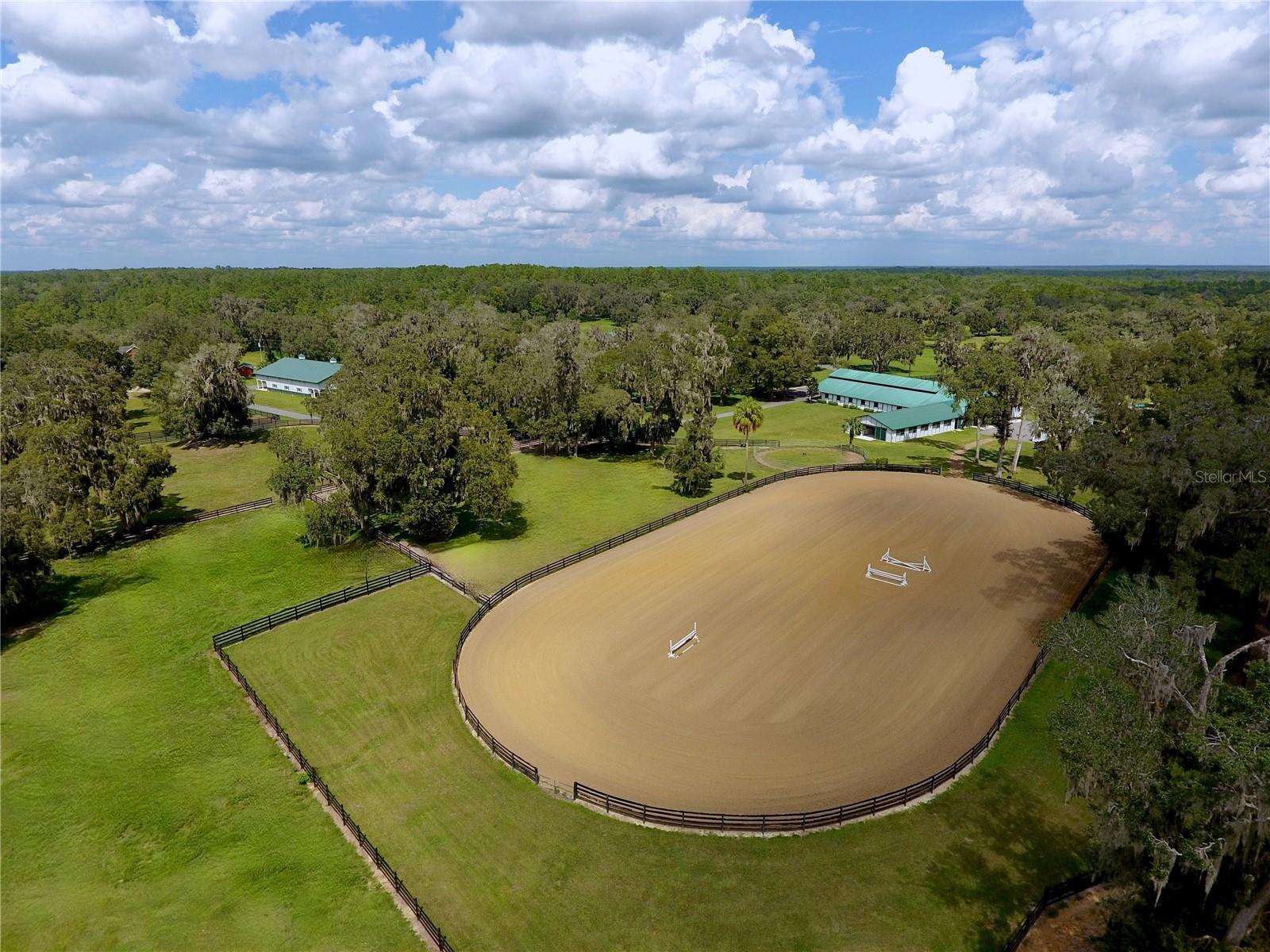 Listing photo id 70 for 7650 Whippoorwill Terrace