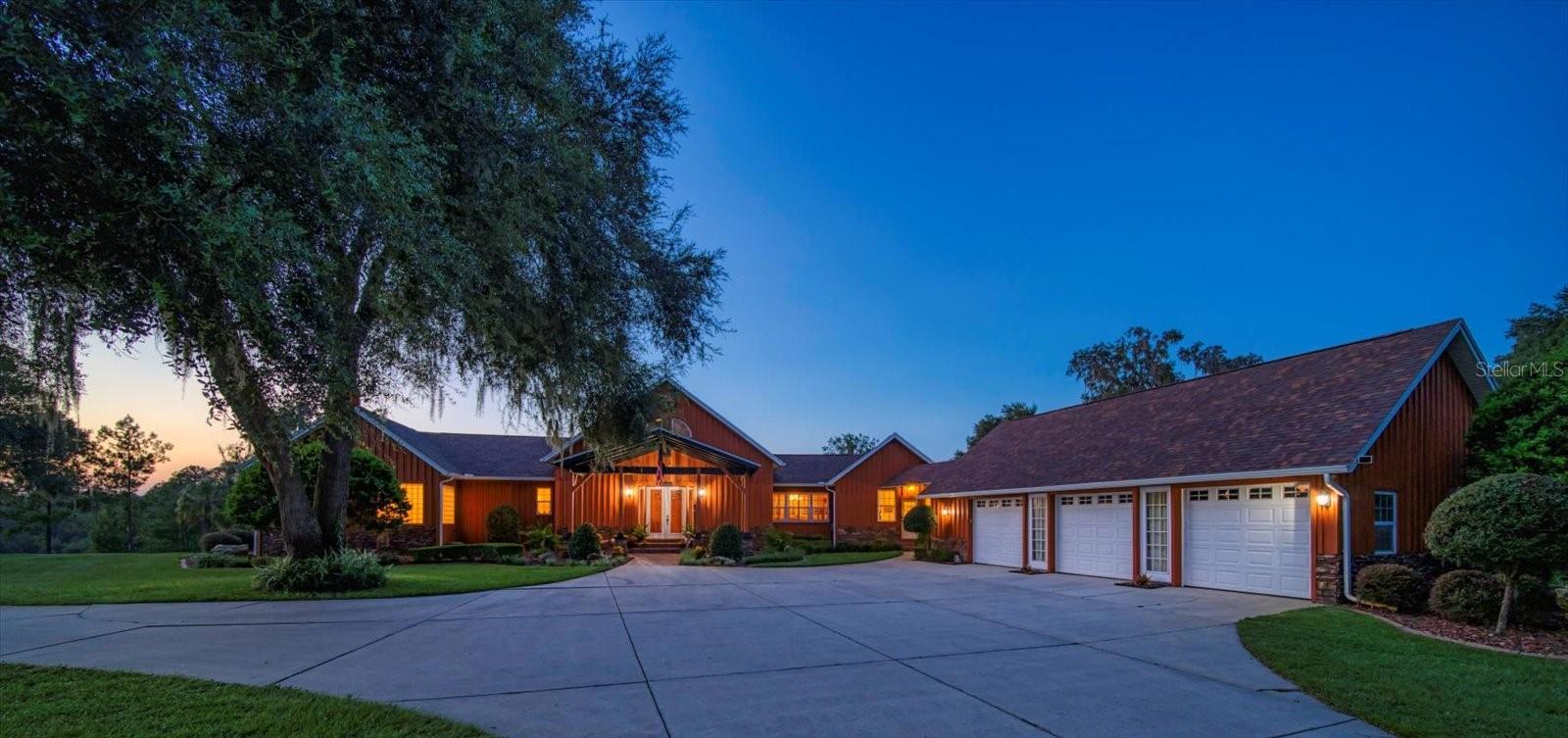 Listing photo id 79 for 7650 Whippoorwill Terrace