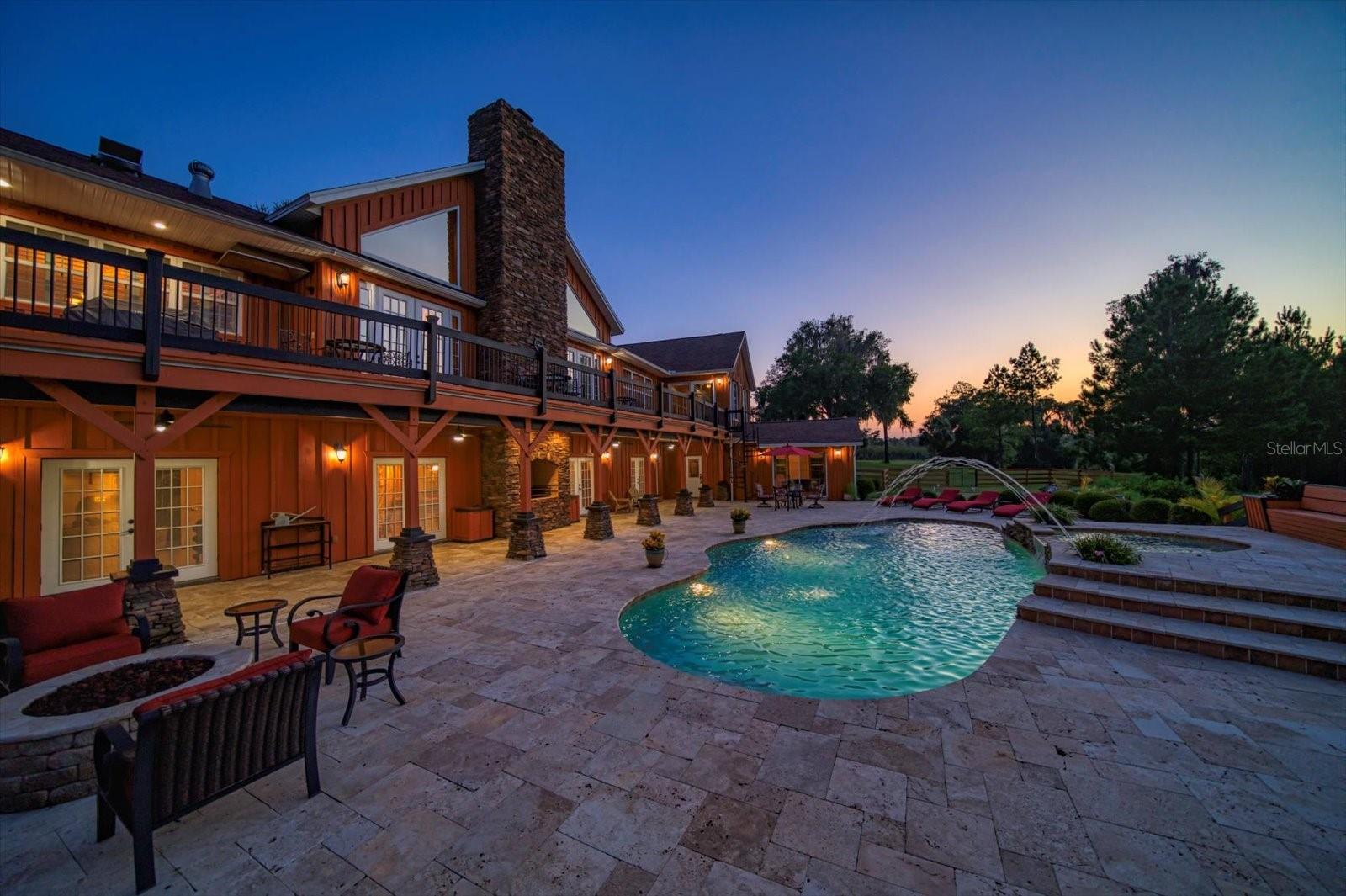 Listing photo id 81 for 7650 Whippoorwill Terrace