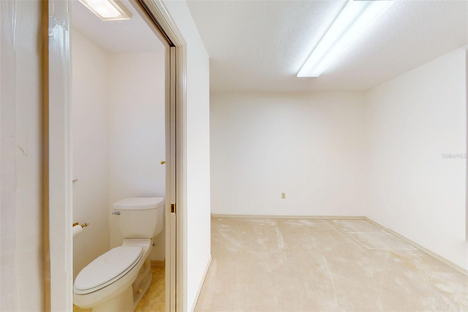 Listing photo id 19 for 2708 Bell Shoals Road