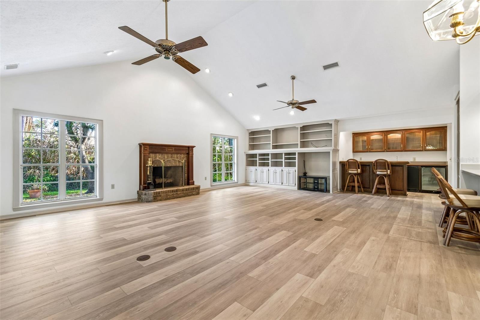 Listing photo id 29 for 2708 Bell Shoals Road