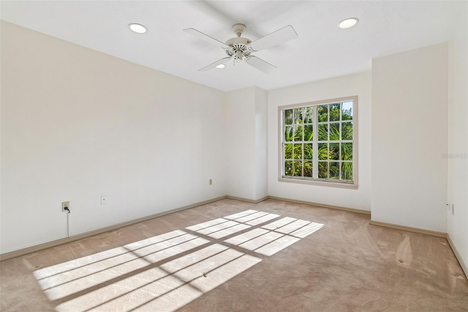 Listing photo id 44 for 2708 Bell Shoals Road