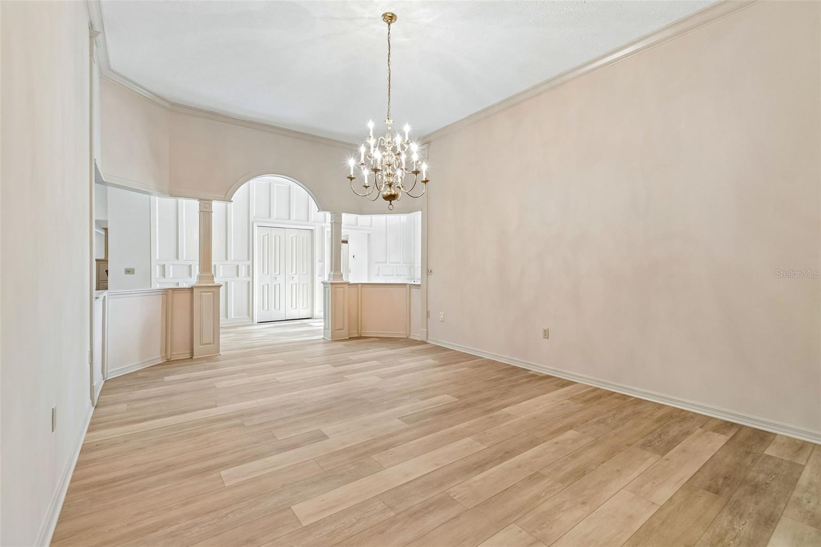 Listing photo id 7 for 2708 Bell Shoals Road