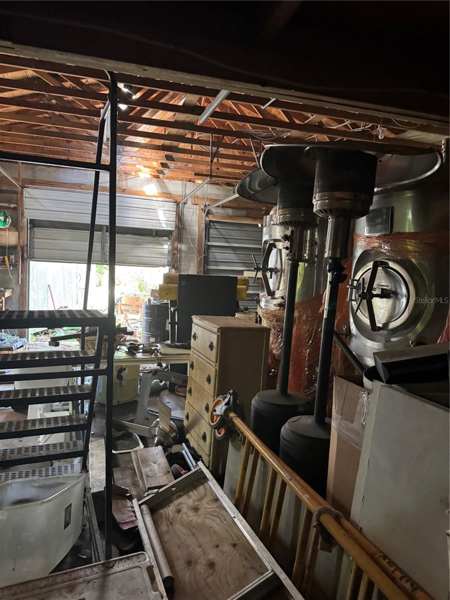 Image 16 of 20 For 707 Prospect Avenue