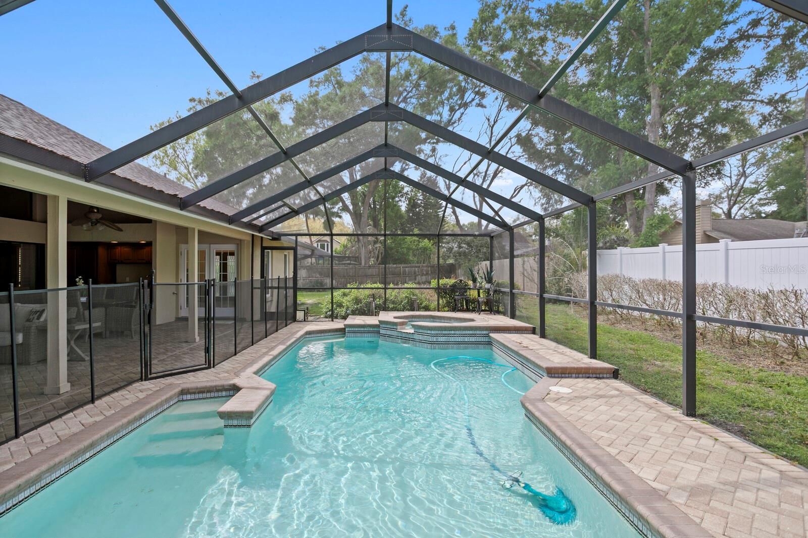 Listing photo id 1 for 11504 Moffat Place