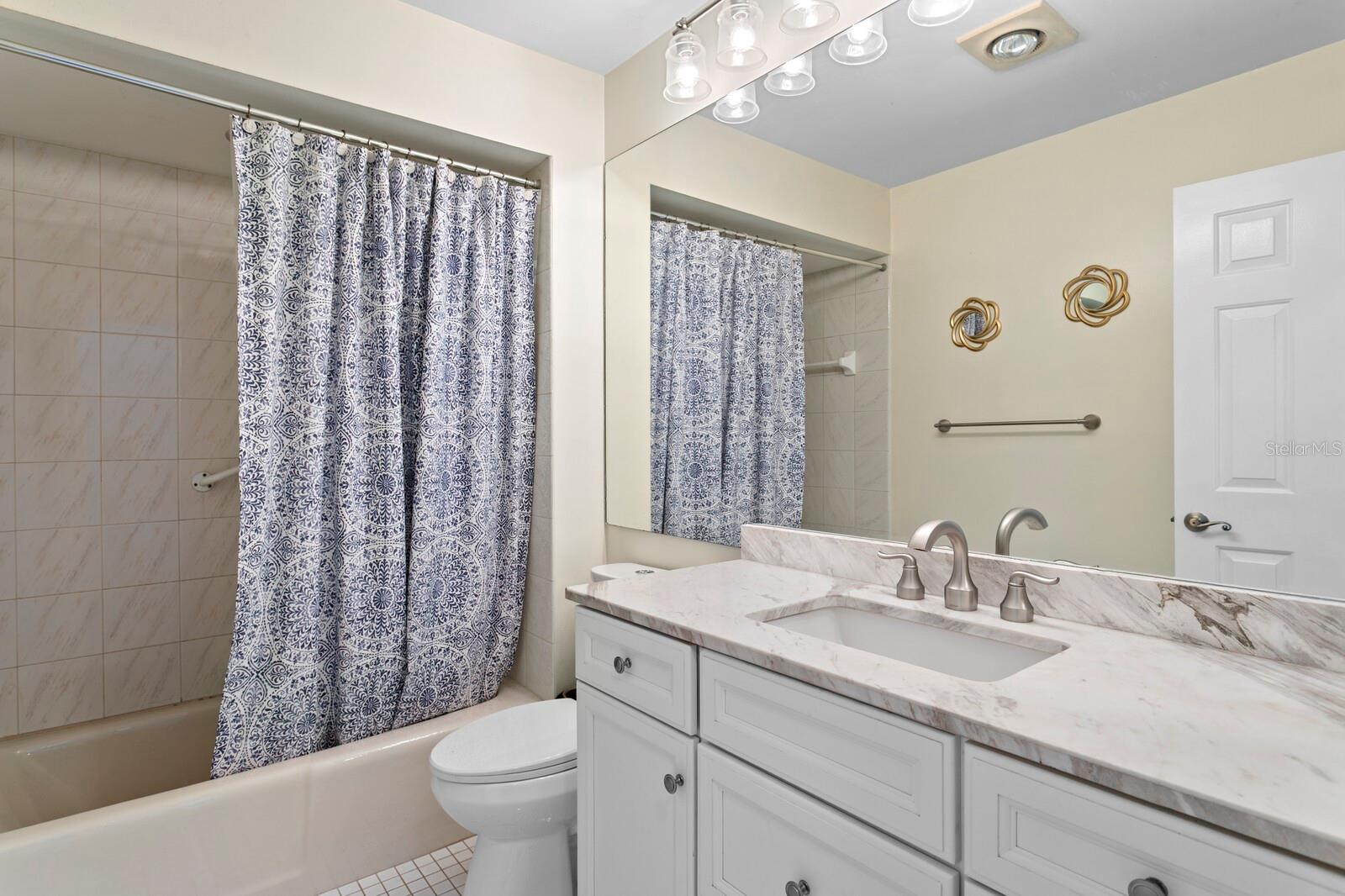 Listing photo id 30 for 11504 Moffat Place