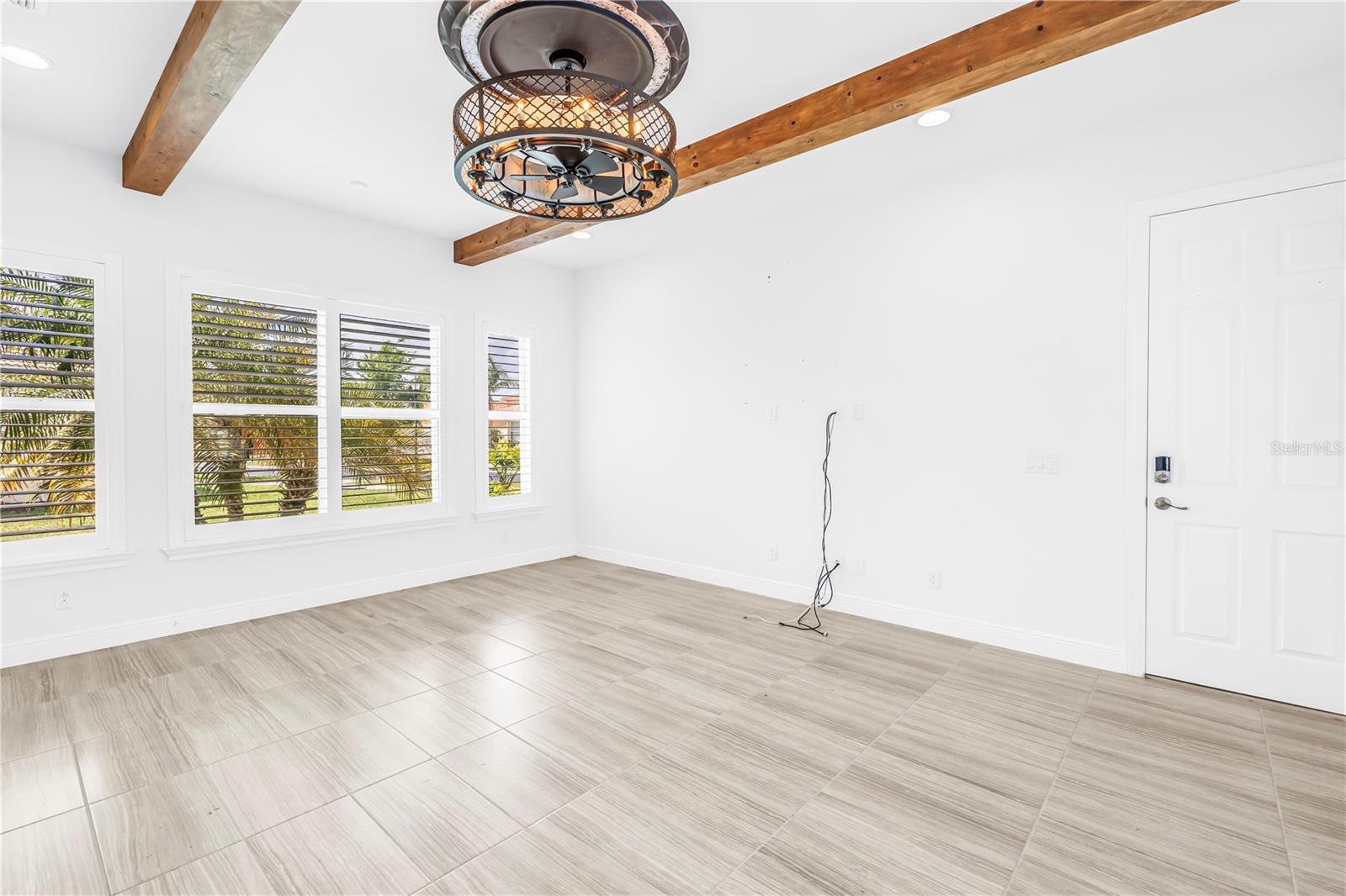 Image 14 of 56 For 15939 Cape Coral Drive