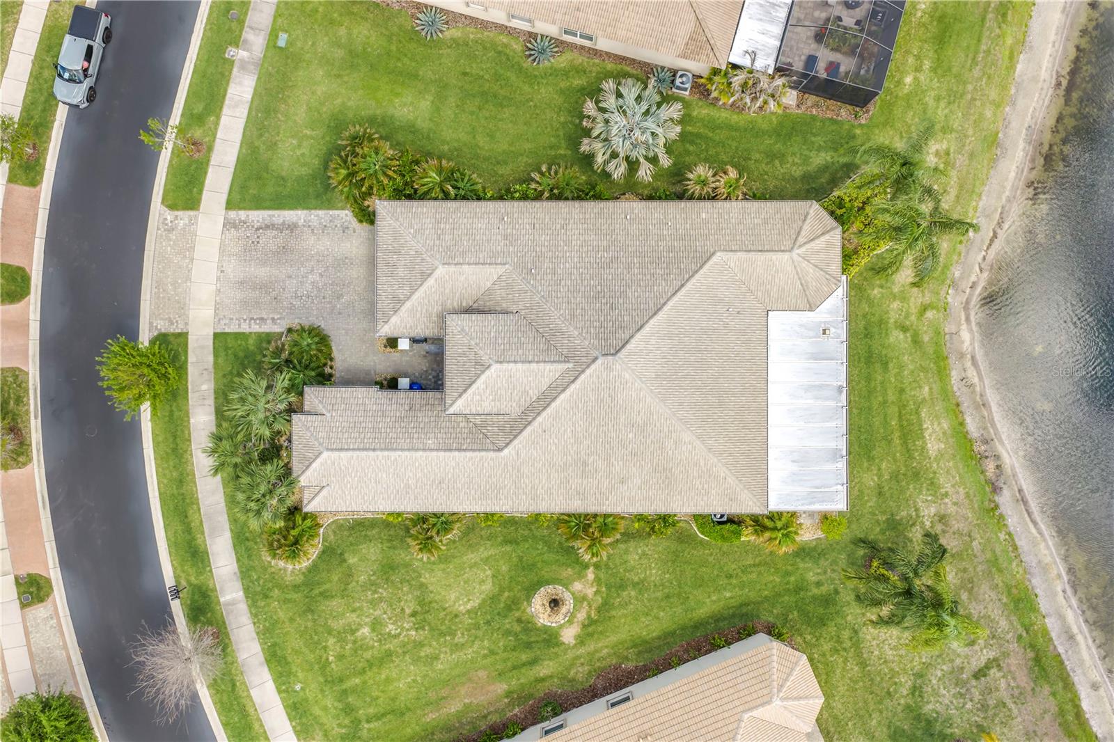 Image 37 of 56 For 15939 Cape Coral Drive