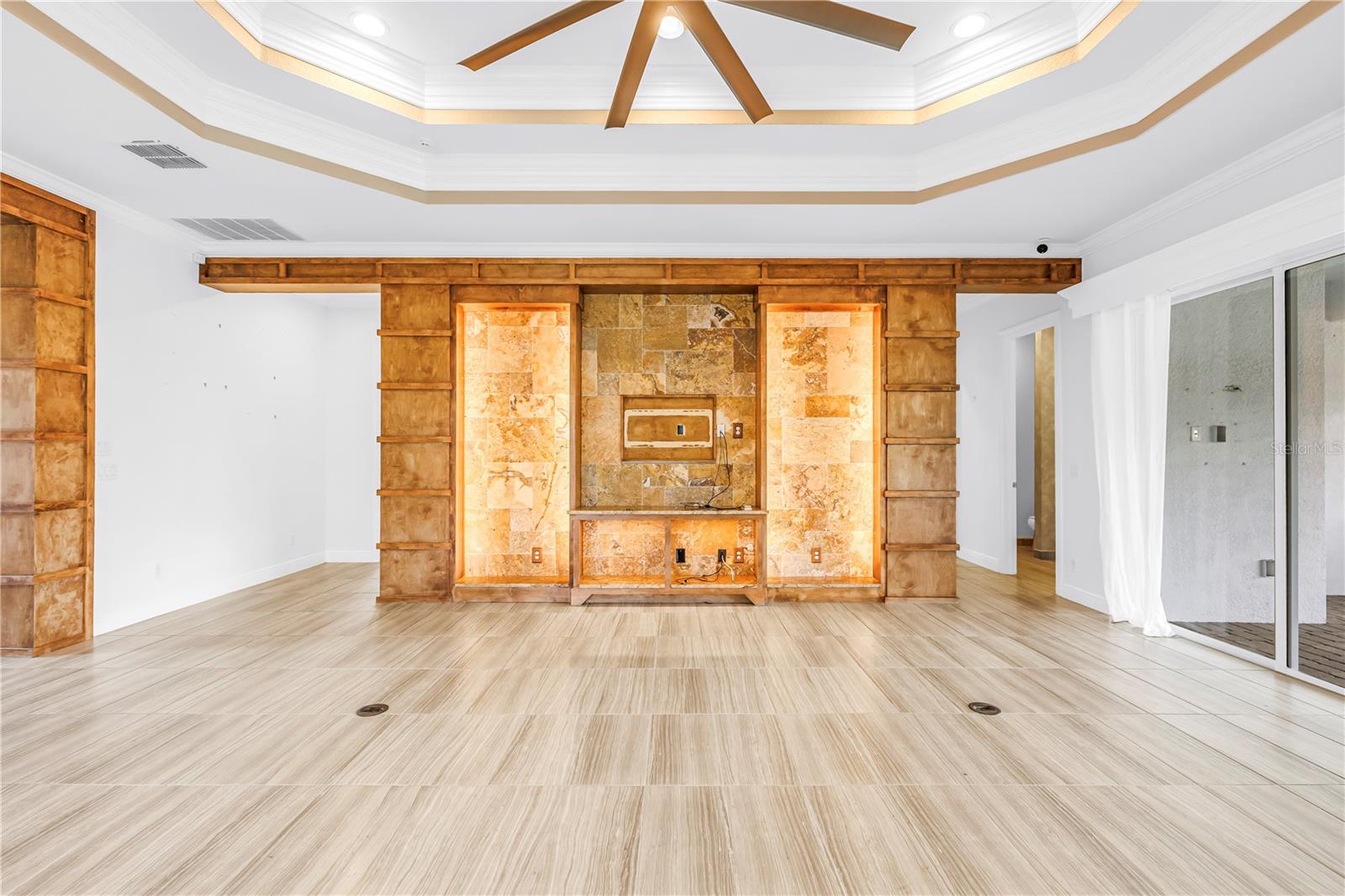 Image 5 of 56 For 15939 Cape Coral Drive