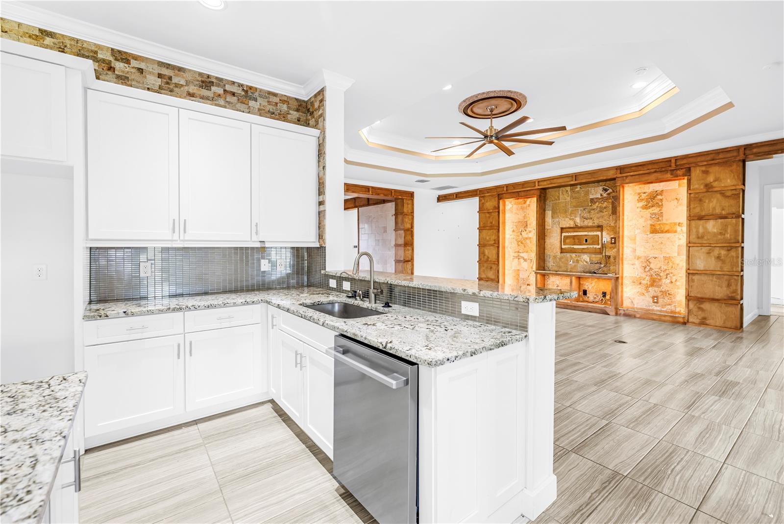 Image 7 of 56 For 15939 Cape Coral Drive