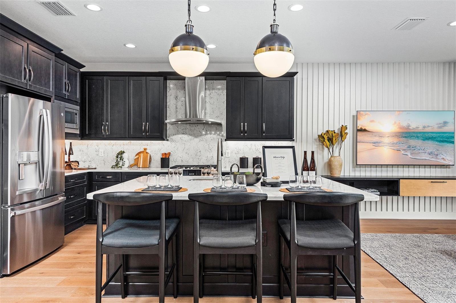 Image 4 of 8 For 3318 Malta Avenue