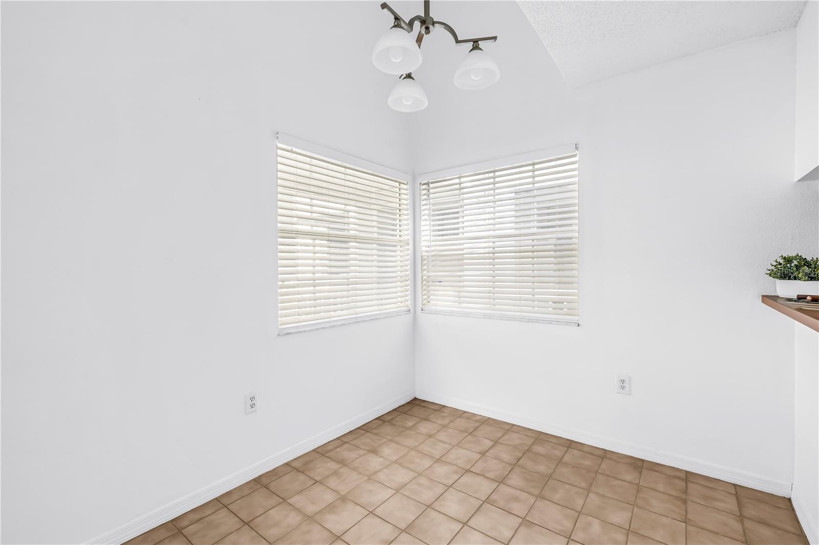 Image 12 of 32 For 6939 Stones Throw Circle N 6206