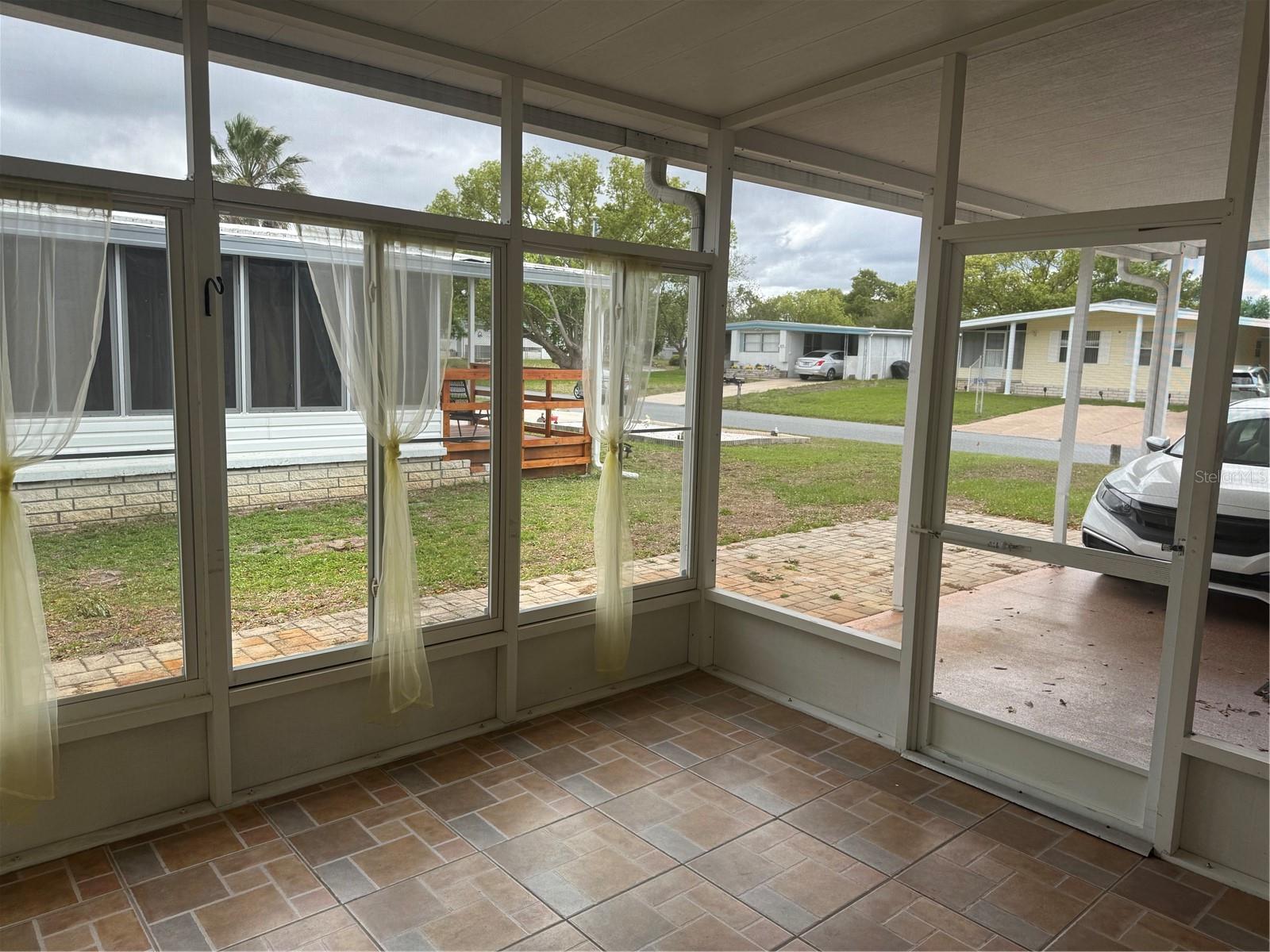 Image 14 of 27 For 8044 Western Circle Drive