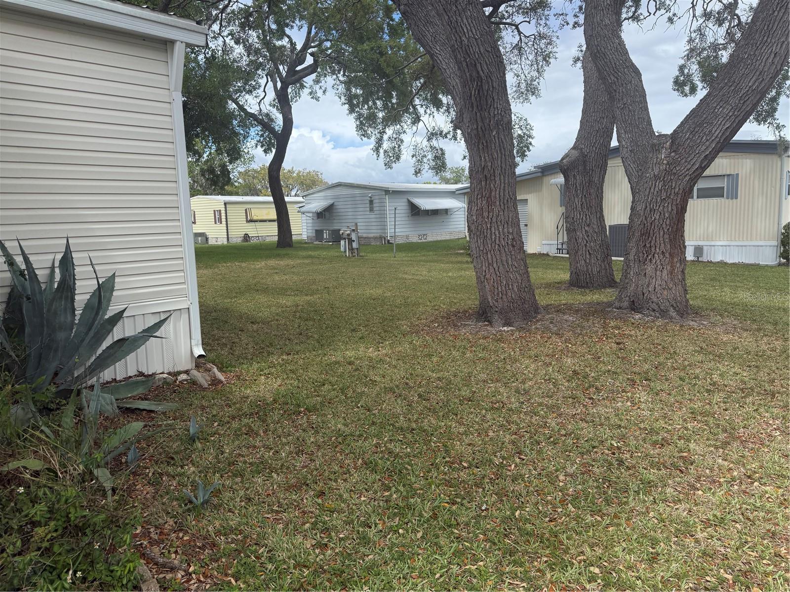 Image 18 of 27 For 8044 Western Circle Drive