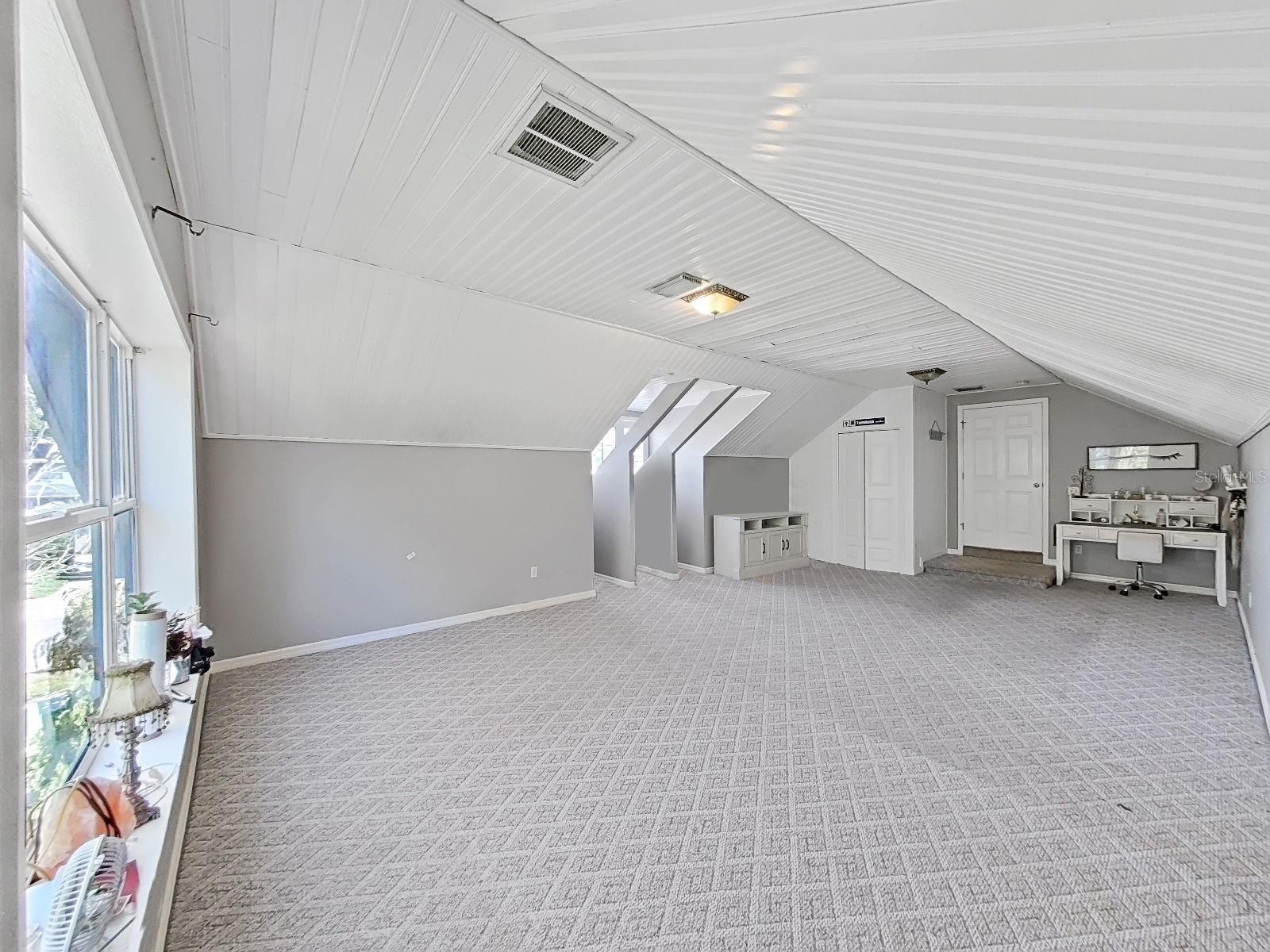 Image 27 of 49 For 1083 Misty Hollow Lane