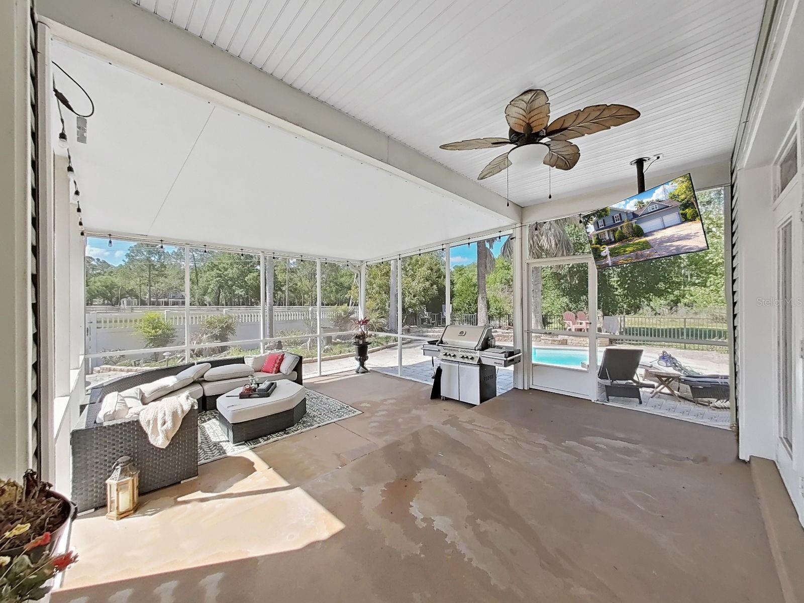 Image 33 of 49 For 1083 Misty Hollow Lane