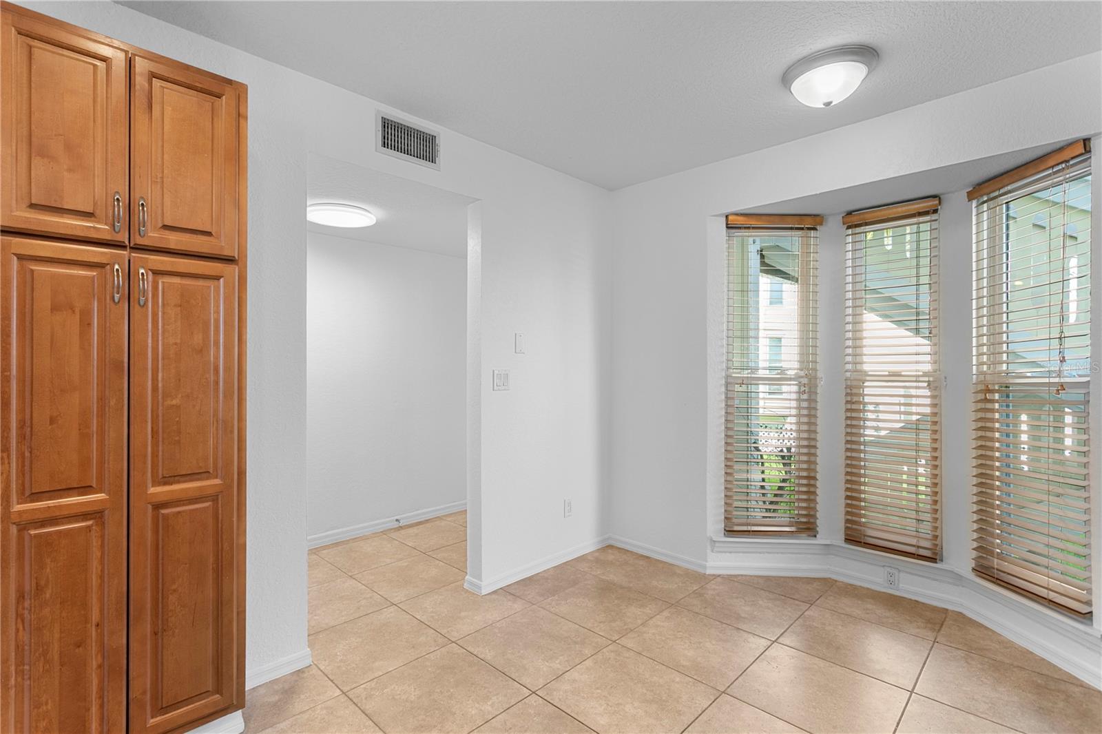 Image 14 of 28 For 10399 Paradise Boulevard 106b